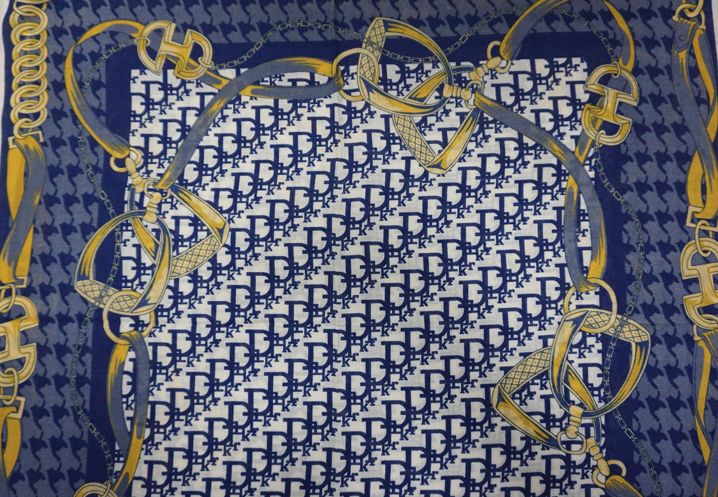 Winter Golden Chains Print Scarf