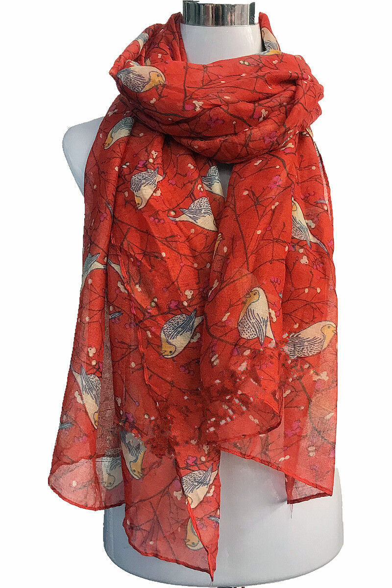 Robin with Tree Pattern Scarf