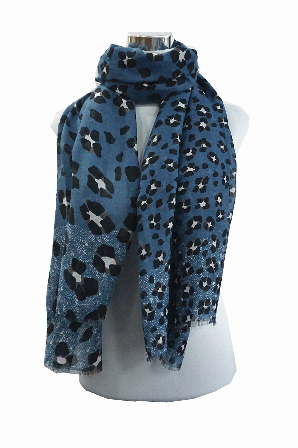 Super Soft Leopard Print Scarf